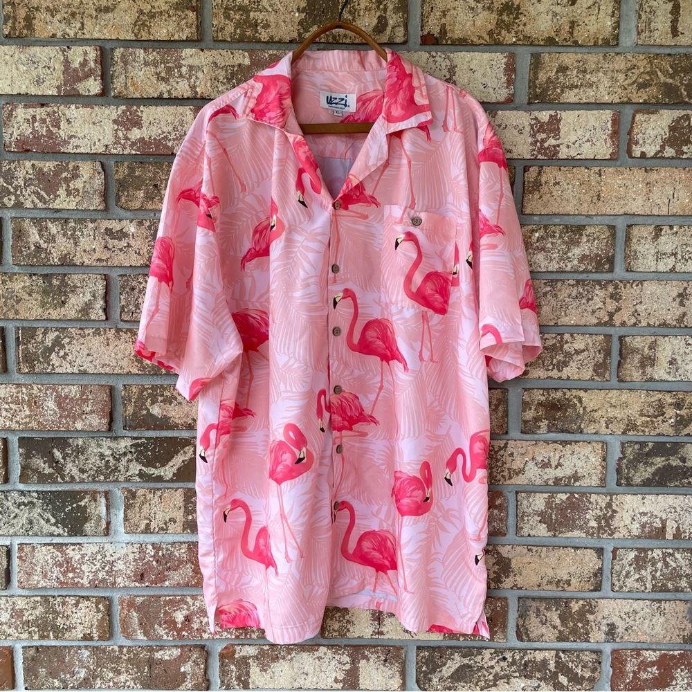 Men’s Uzzi Flamingo Shirt Size XL Breast Pocket Soft Fabric Excellent Condition!